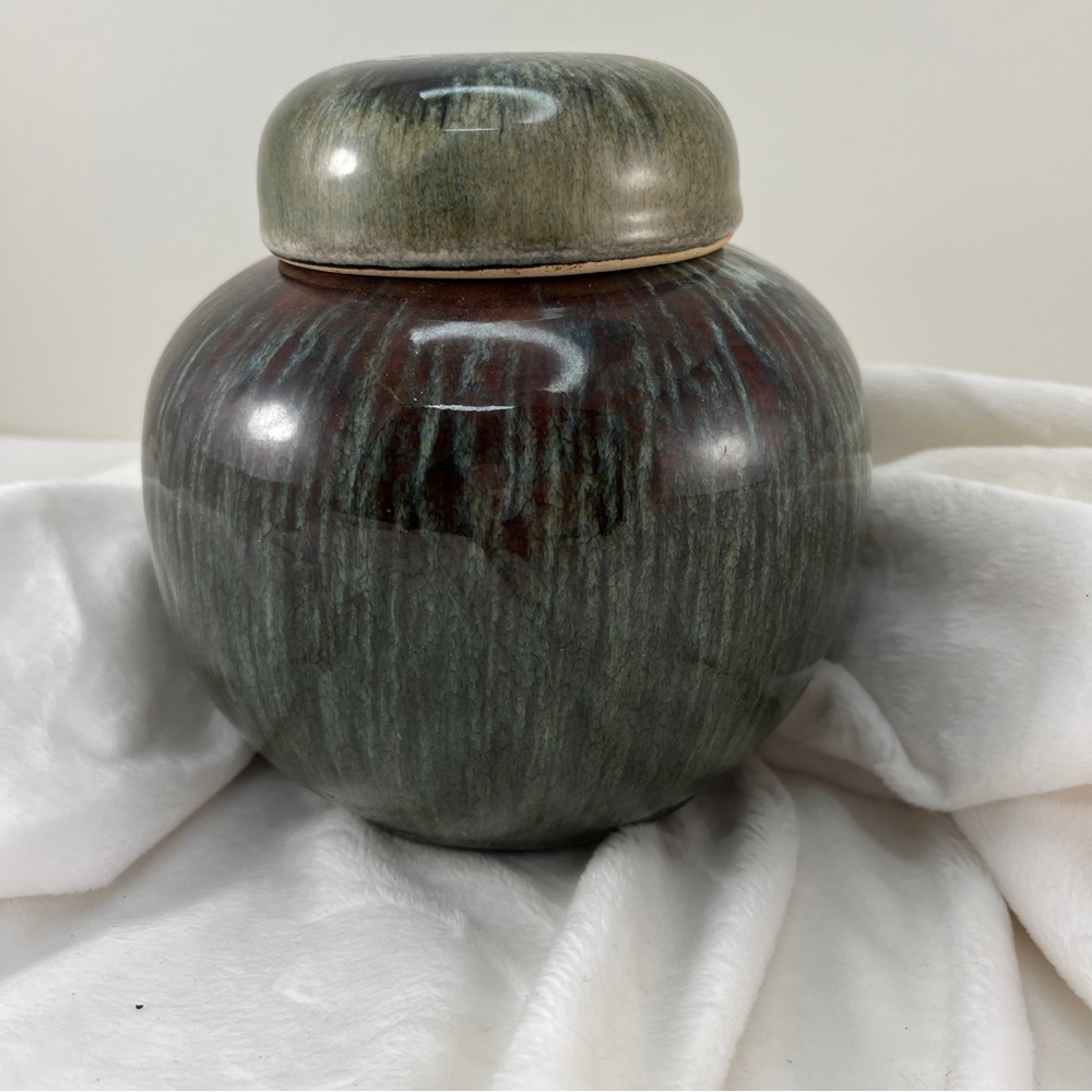 URN SHAPED DECORATIVE VESSEL BROWN AND GREENS WITH LID POTTERY GLAZED
